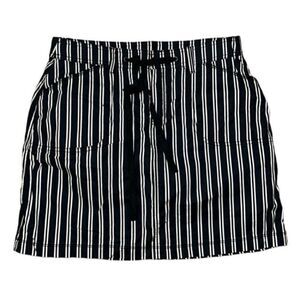 White Stag Black & White Stripe Mini Skirt(Size 2)